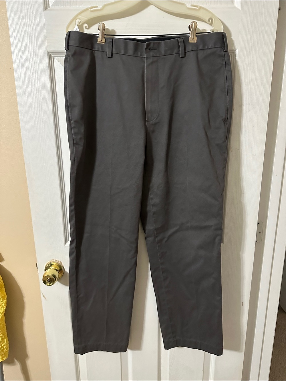Brooks Brothers Men's Dress Pants in Gray